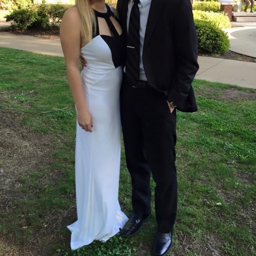 Black and white formal full length dress hailey logan by adrianna papell